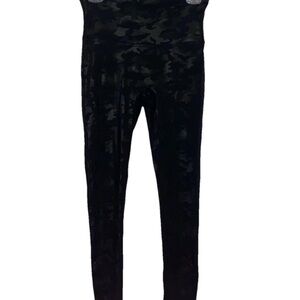 Spanx Black & Gray Faux Leather Metallic Camo Ankle Leggings